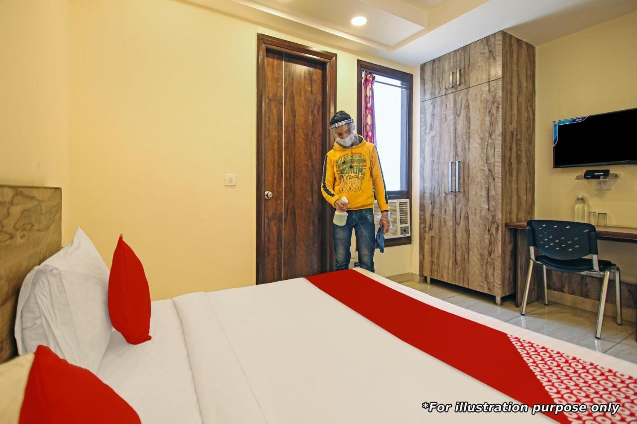 Oyo Flagship 84564 Hotel Jaideep Dehu Eksteriør billede